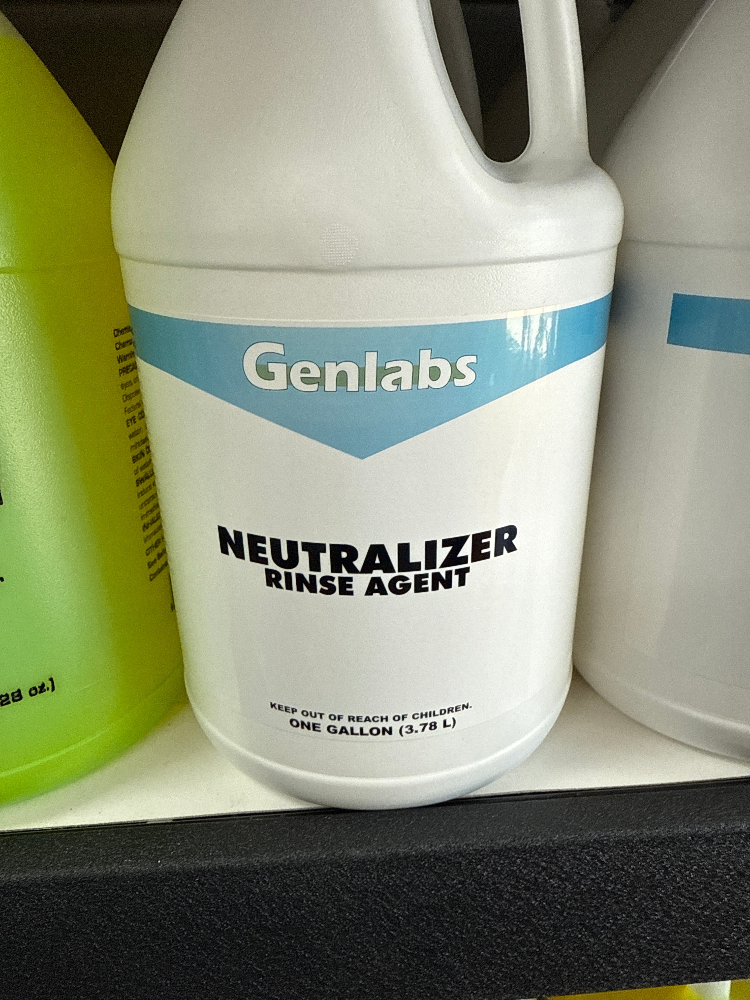 Neutralizer stripper rinse agent gallon