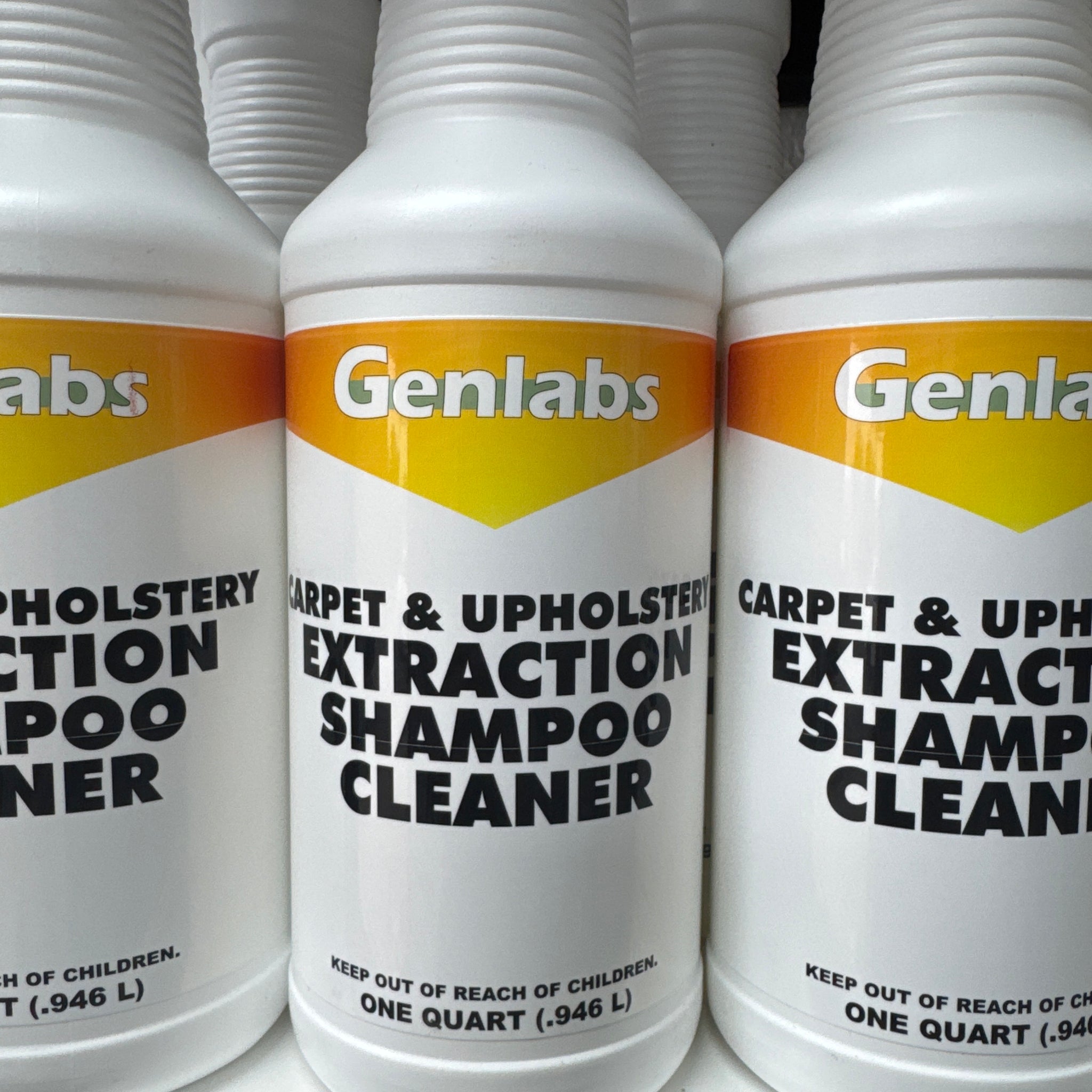 Carpet & Upholstery Extraction Shampoo Cleaner Quart