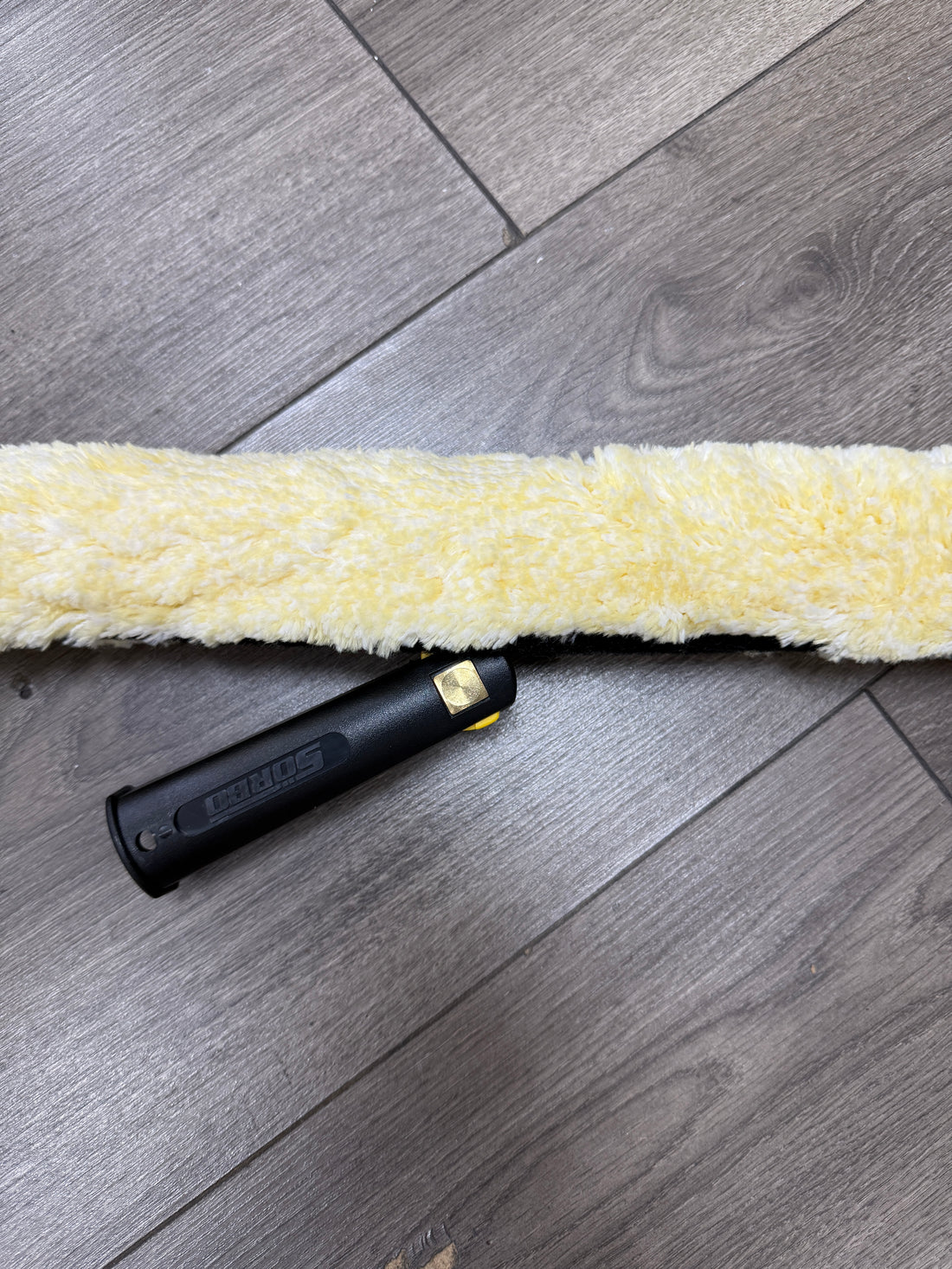 Sorbo Yellow Jacket Sleeve with T-Bar